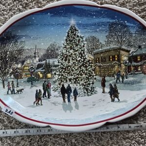 Hallmark Classic White Oval Platter